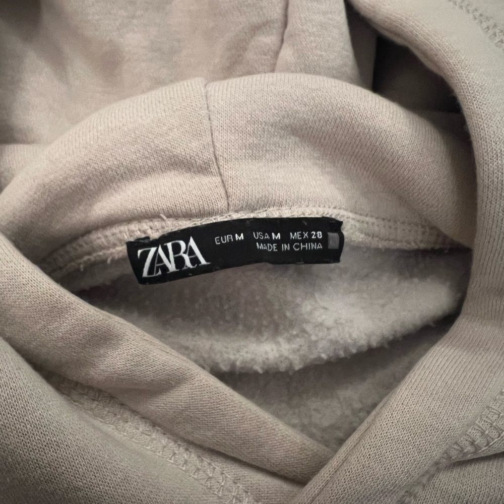 Cropped Zara Hooded Sweatshirt